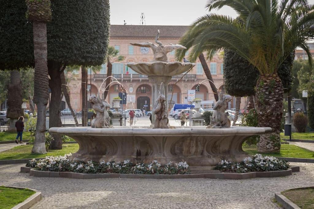 Retroscena Appartamento Mare In Centro Civitanova Marche Ngoại thất bức ảnh